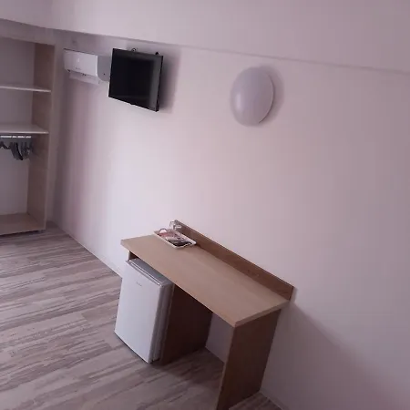 Casa Misy 3* Костинешти